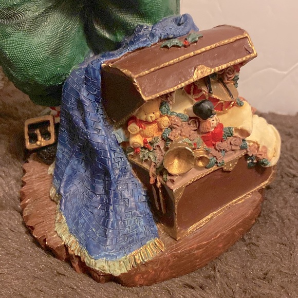 Vintage possible dreams Toys Treasure box Santa with pipe poly resin 5Lx5Wx10H - Picture 4 of 9